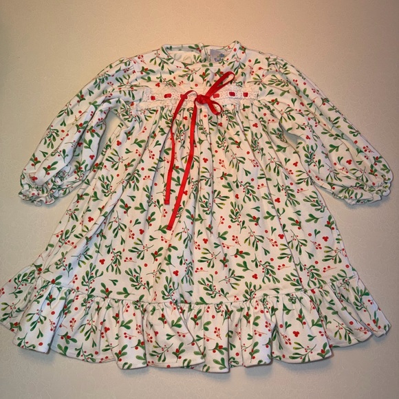 eyelet and Ivy Other - Eyelet and Ivy 3T! Christmas nightgown with Red Bow! Excellent condition!